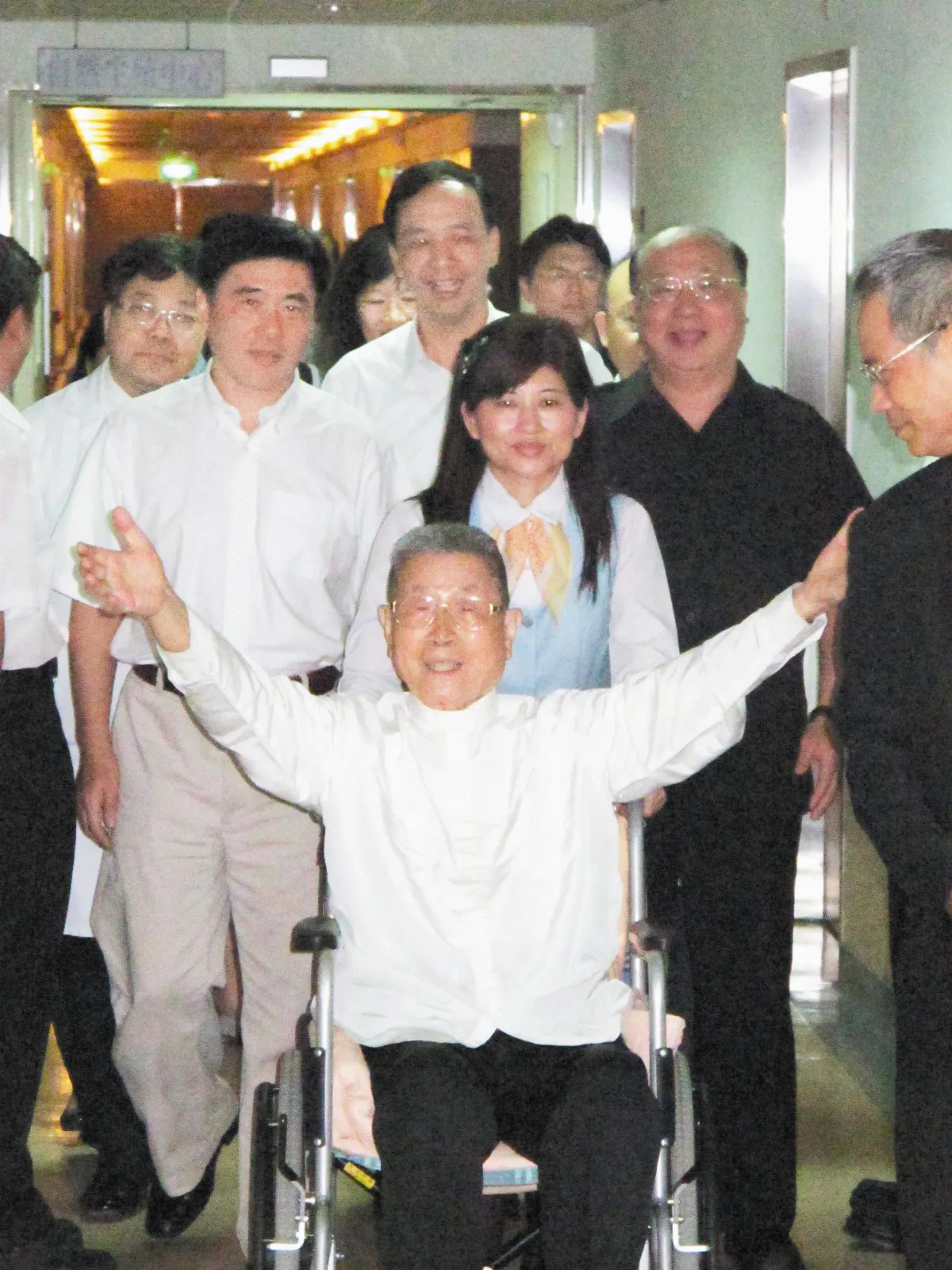 郝立強探訪 單樞機：盼照顧弱勢民眾