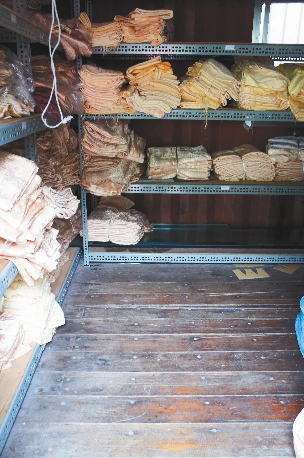 農場綠意貨櫃屋綠建築