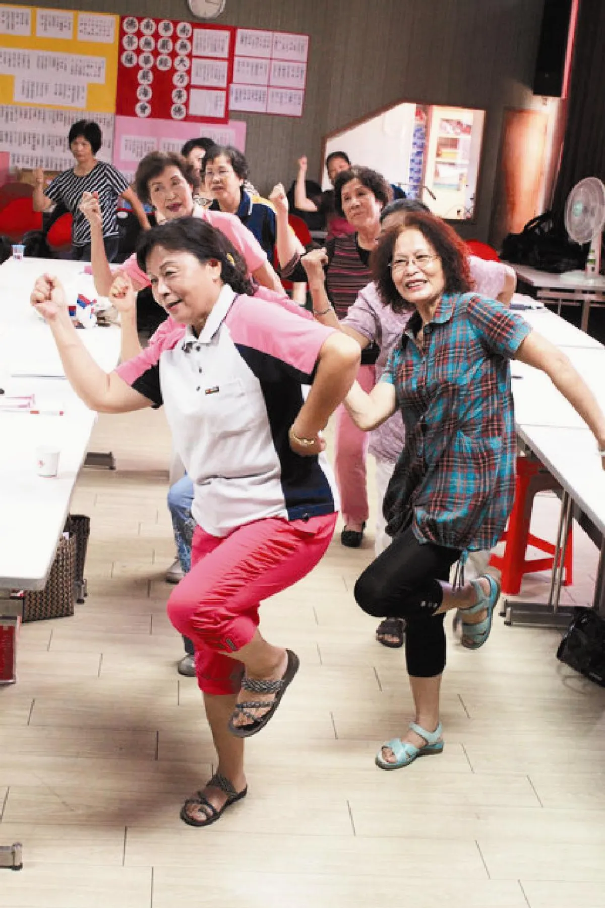 青春啦啦隊紀錄片環台巡演阿公阿媽找回活力 不要「宅」