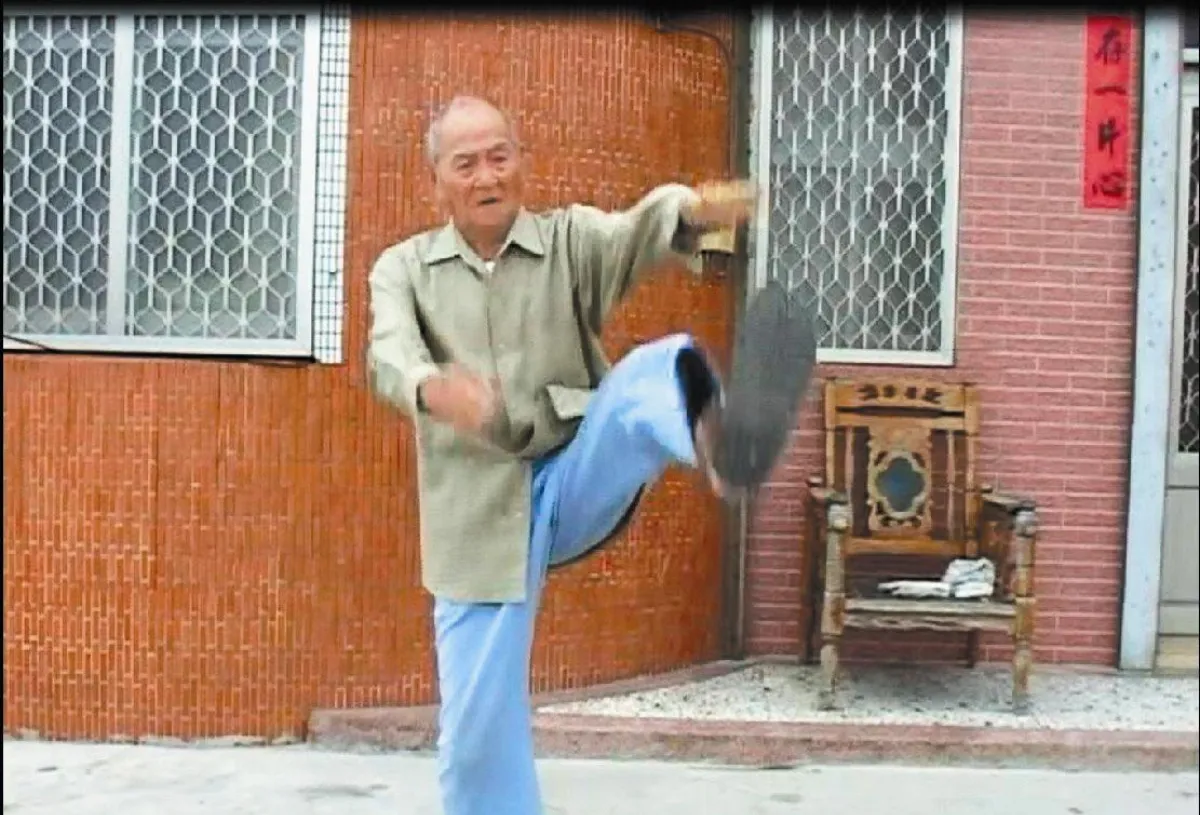 養生有方 百歲人瑞打拳、縫衣難不倒