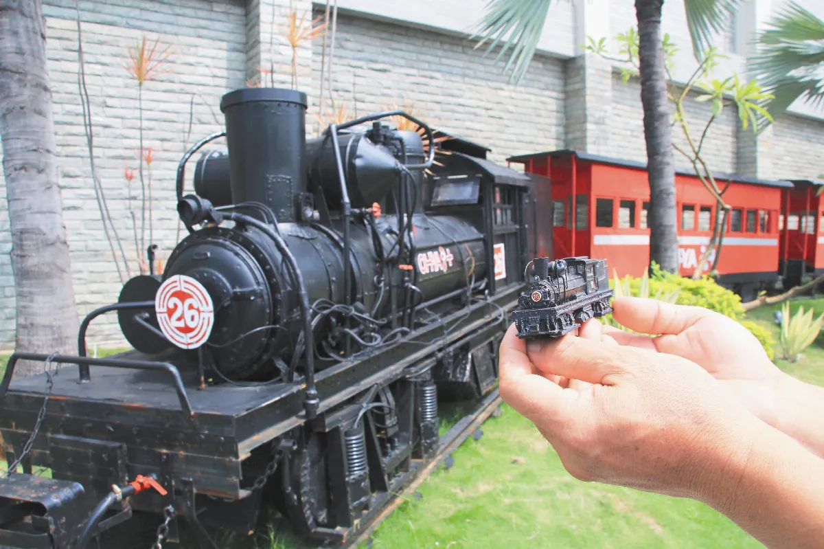 裝潢廢料打造火車 逼真