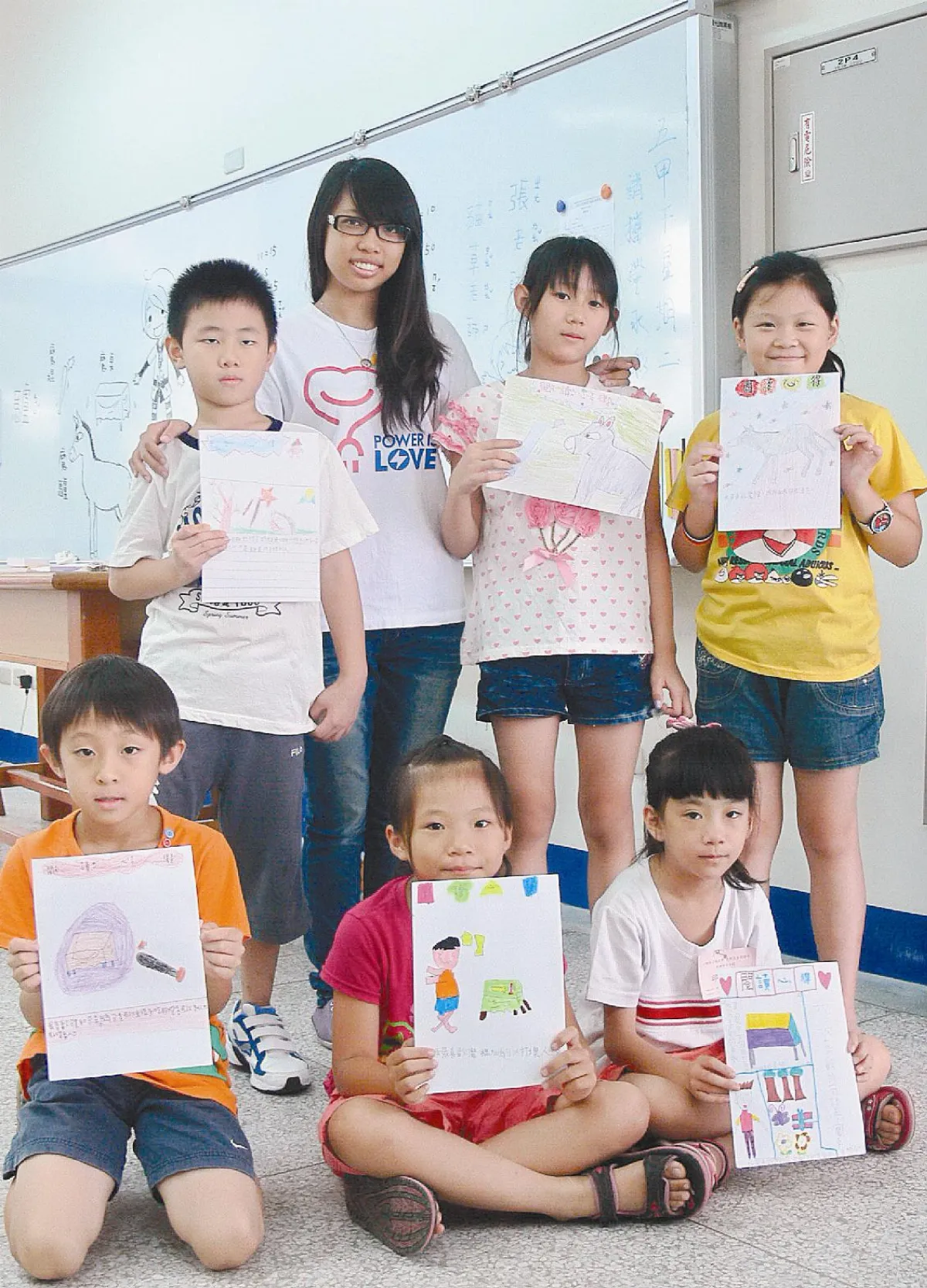 快樂閱讀營 學童製作自己的故事書