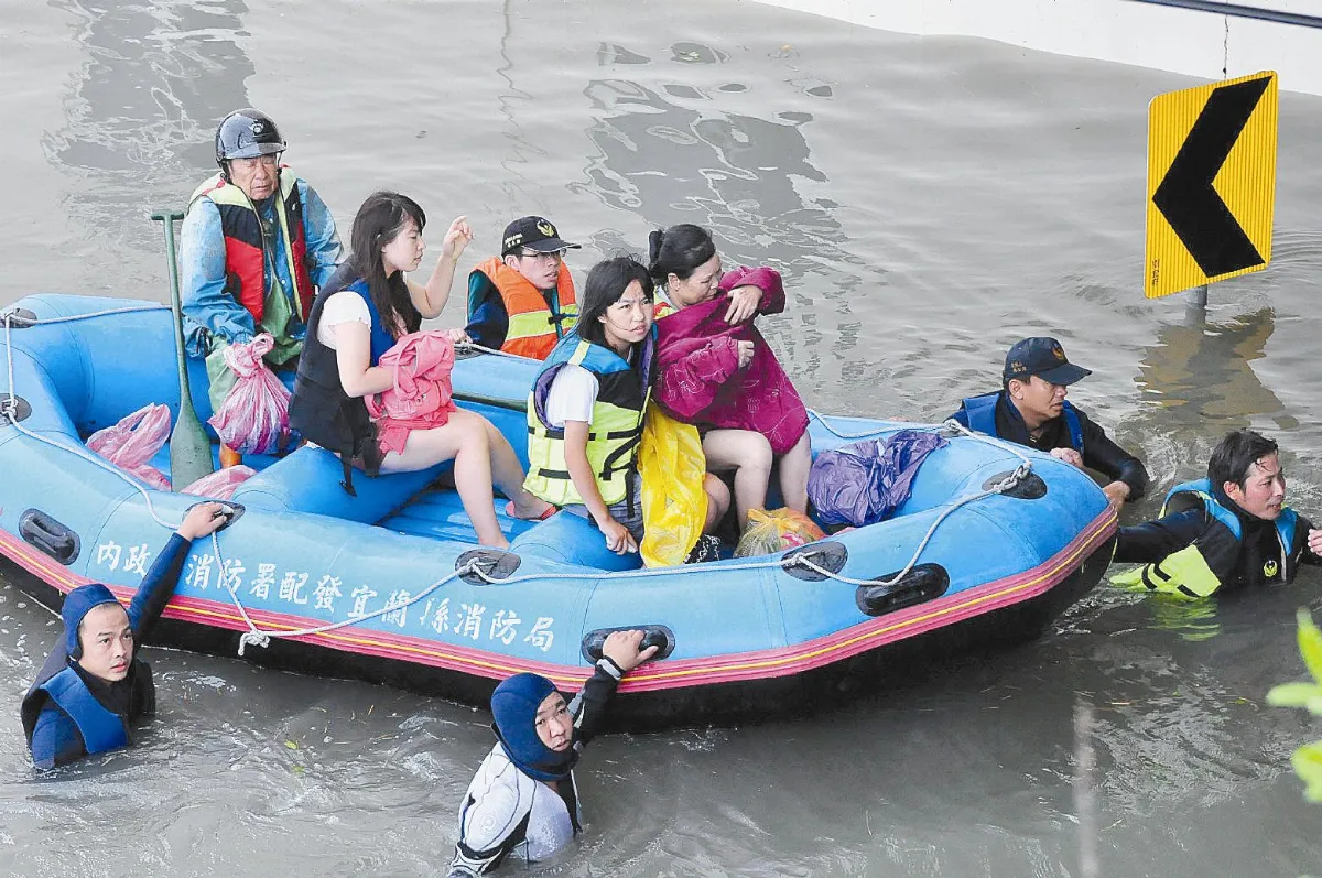總統取消行程緊盯風災 國軍救援宜蘭