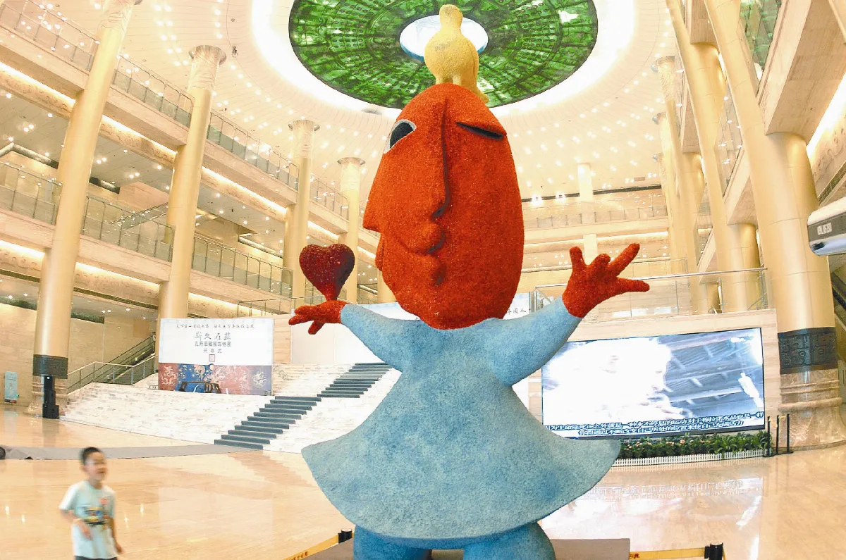 彩虹繪畫展 搶眼