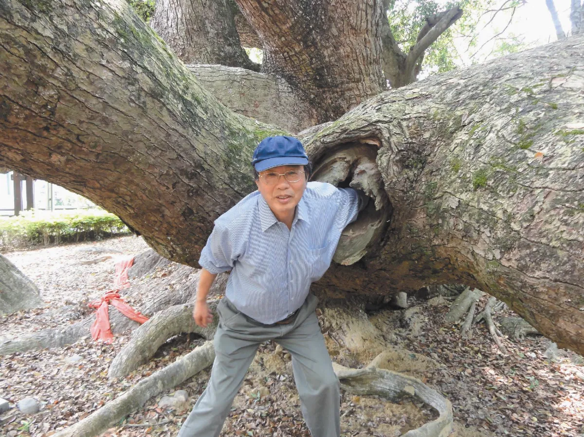 真實版蝙蝠俠醫師為環保看診 參加公聽會15年