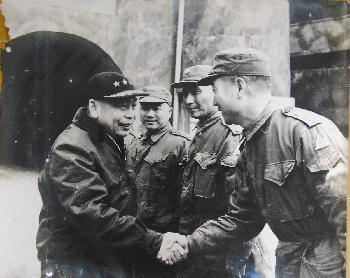 眷村老照片‧金戈鐵馬懷念蔣經國