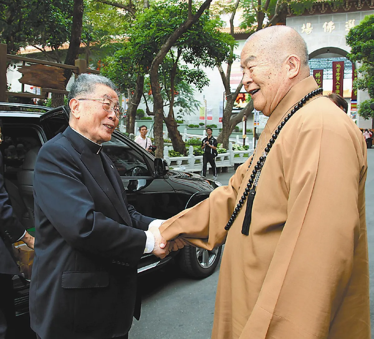 星雲大師：整個社會為他流淚
