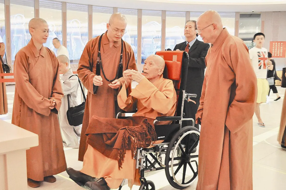 真華長老蒞佛館 見證台灣佛教發展