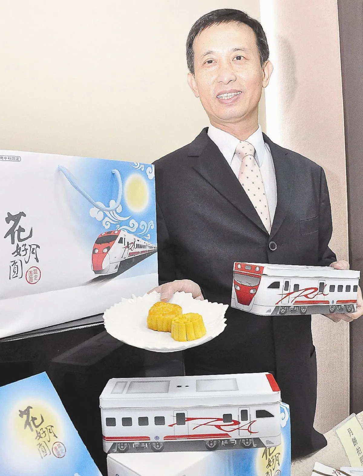 站務員鼓勵憨兒 促成鐵定團圓禮盒