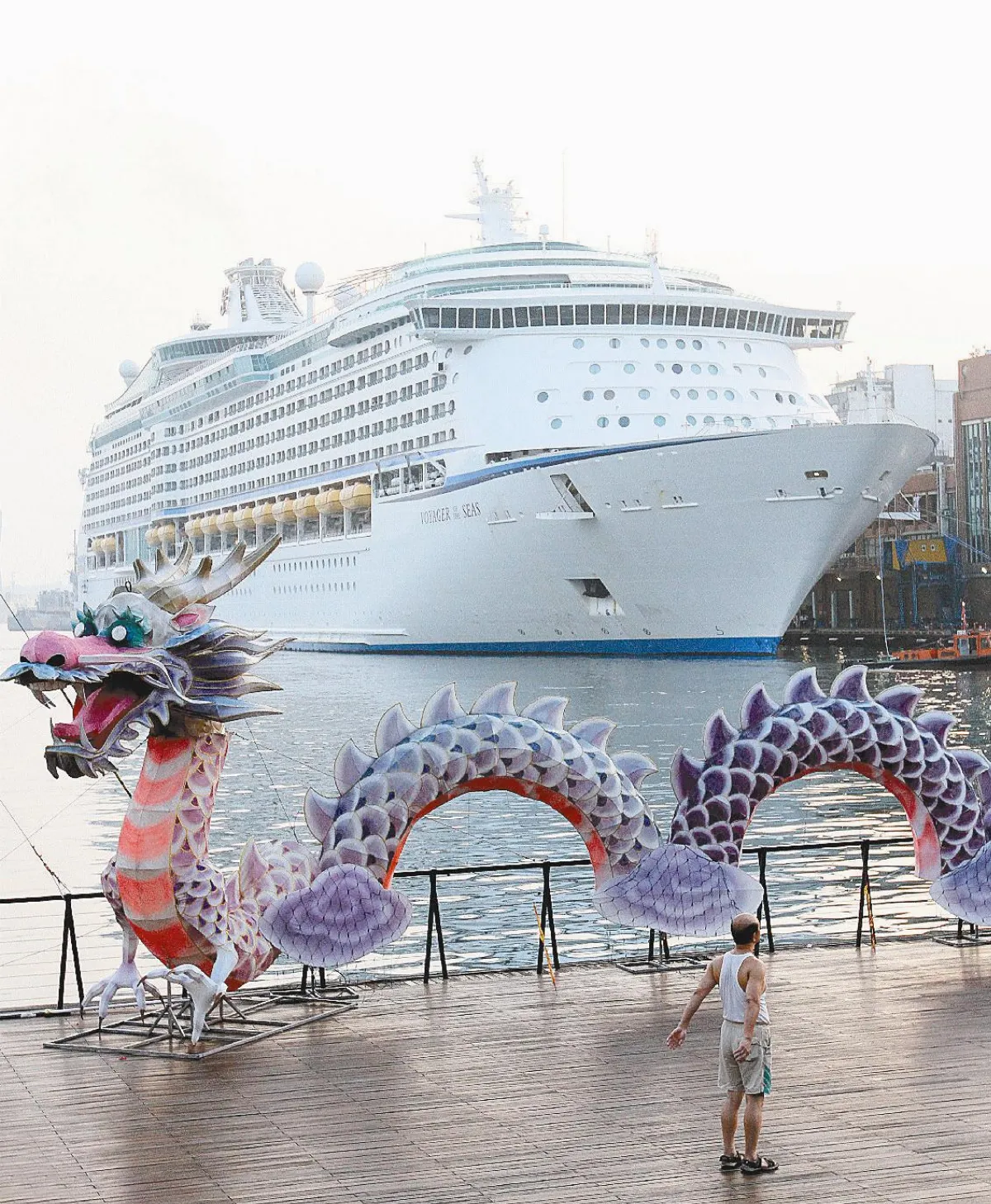 亞洲最大郵輪 昨進泊基隆港