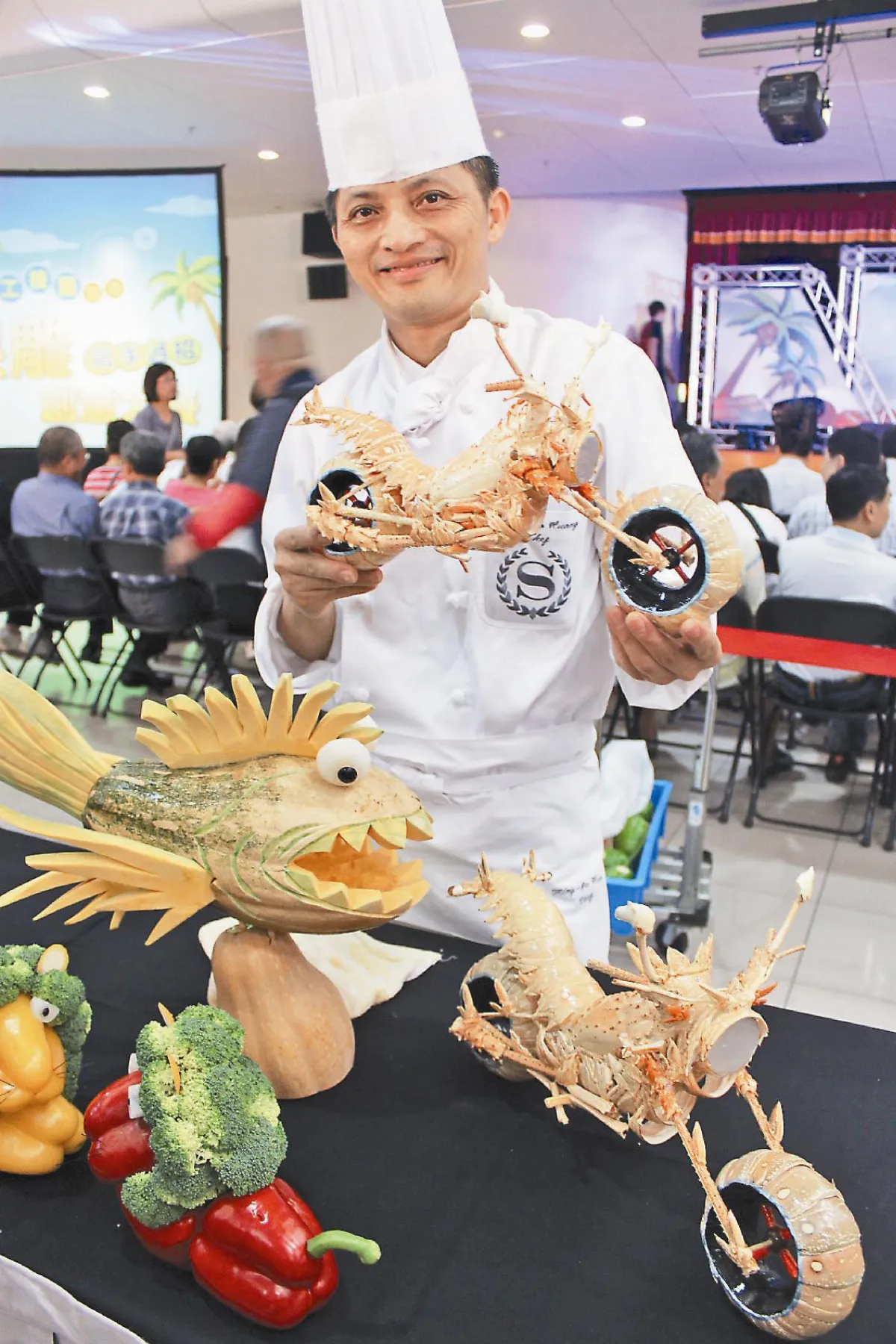 大師出手 南瓜鳳梨皮雕龍