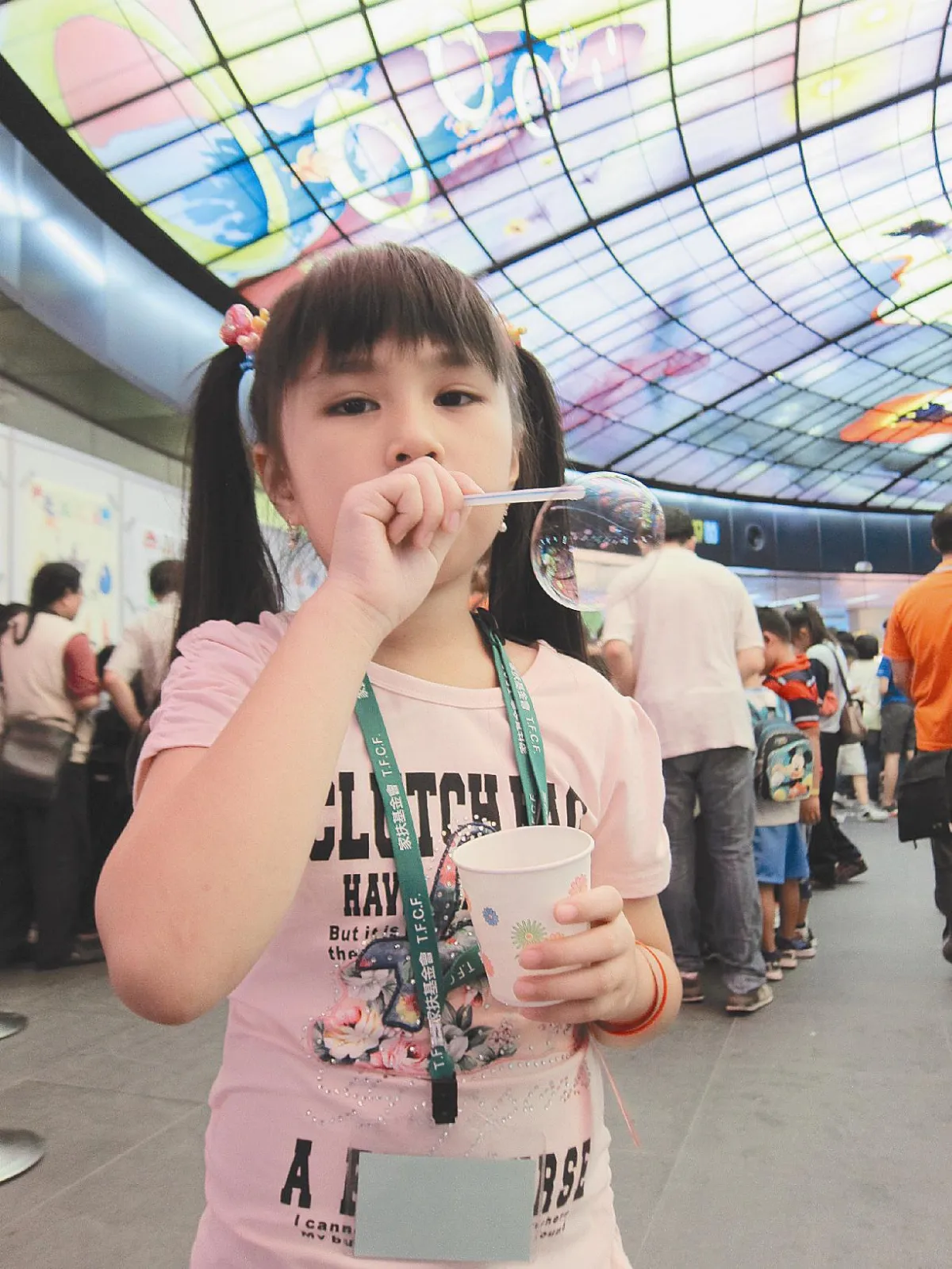 小叮噹吹泡泡 偏鄉學童玩科學