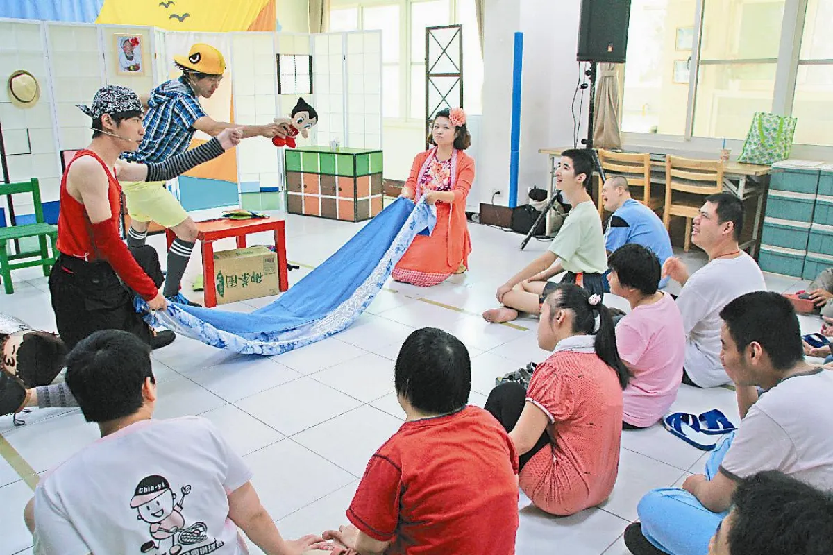 阮劇團到嘉愛中心巡演 笑聲連連