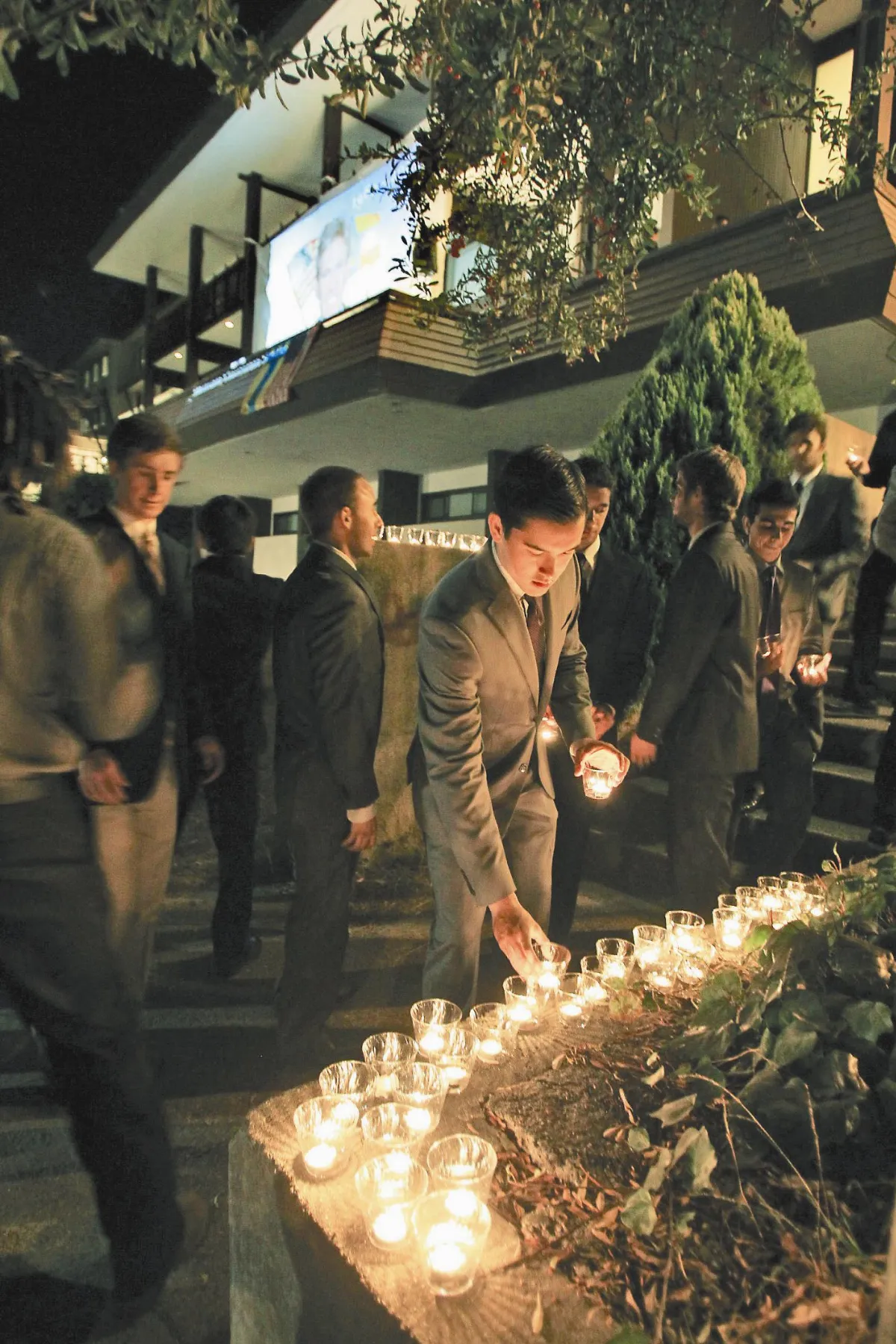 大使遇害  美戰艦、反恐部隊開往利比亞