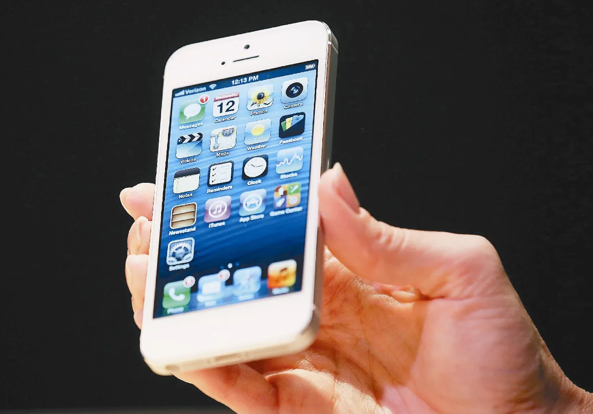 iPhone 5輕薄快 庫克：最重大升級