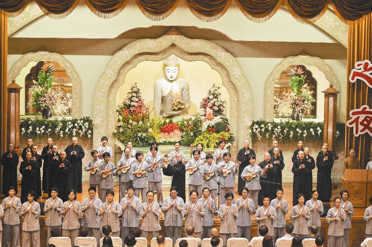 叢林生活  我們參加活動，在供僧法會、親屬會上感謝大眾的成就