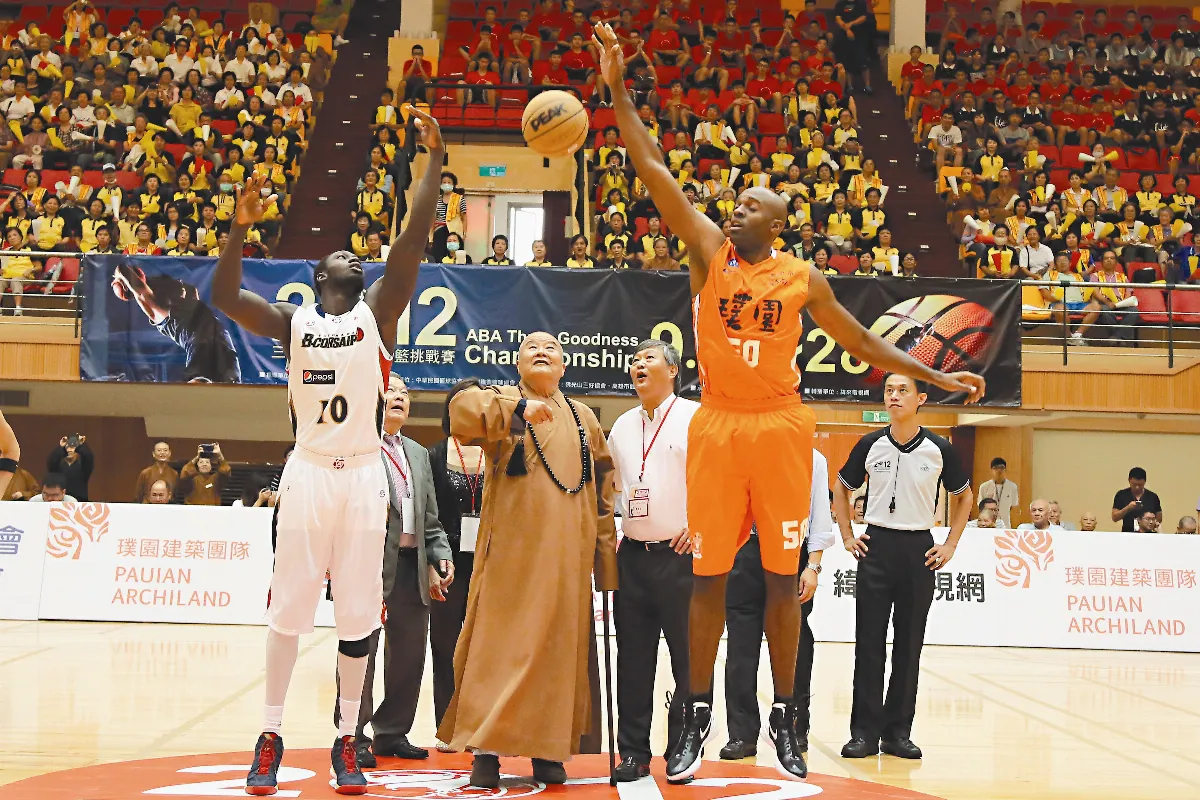 星雲大師開球 三好盃男籃開打