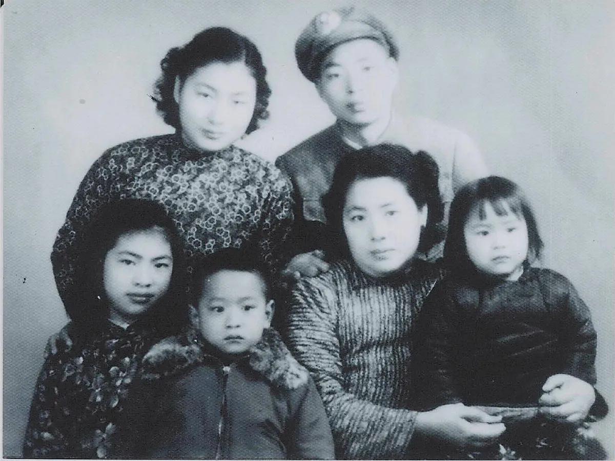 【眷村老照片‧瓜瓞綿綿】全家福照