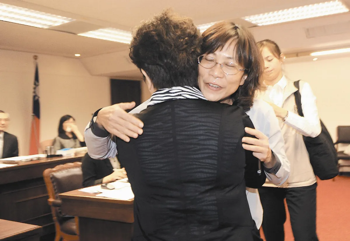 基本工資    月薪緩漲定案 王如玄走人