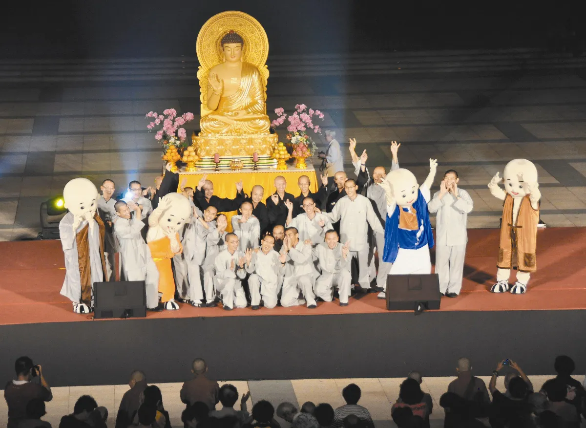 叢林生活  在佛學院怎麼過中秋節？