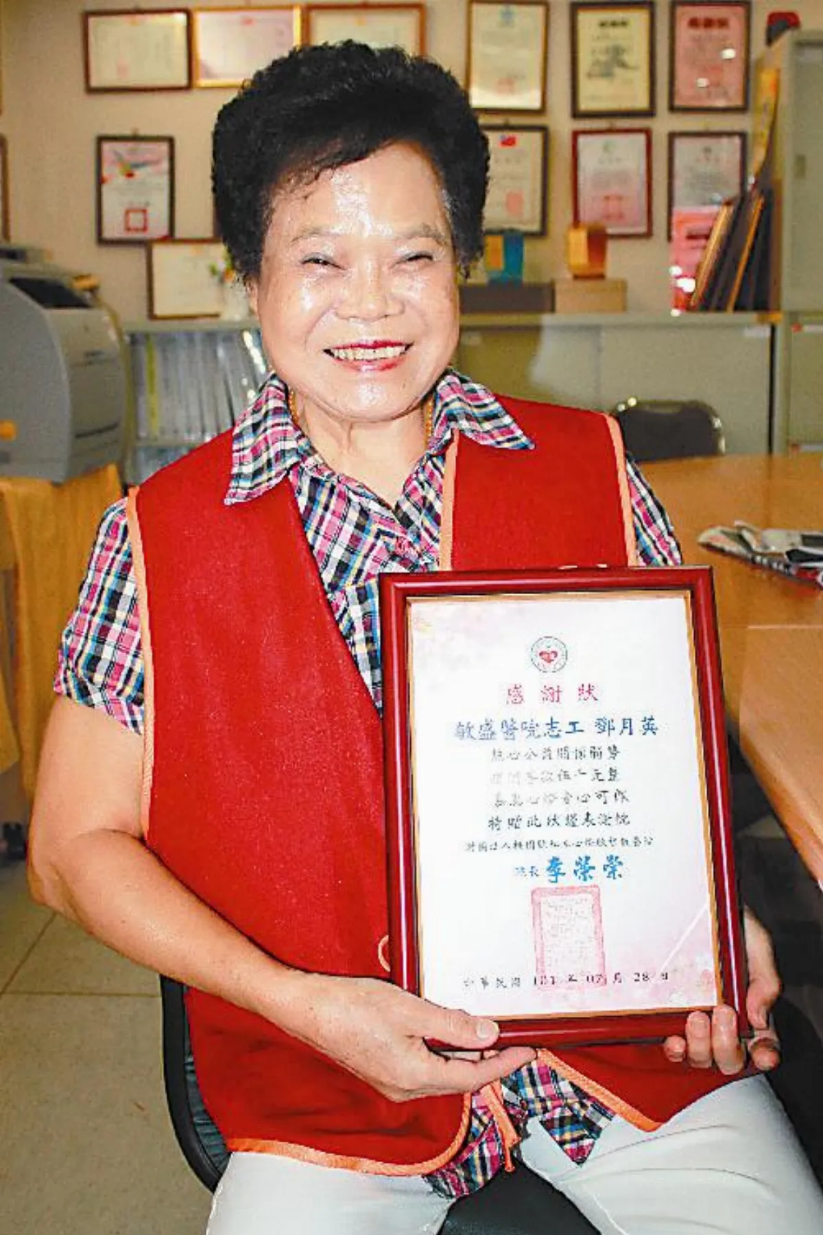 病患變義工 鄧月英15年助人不輟