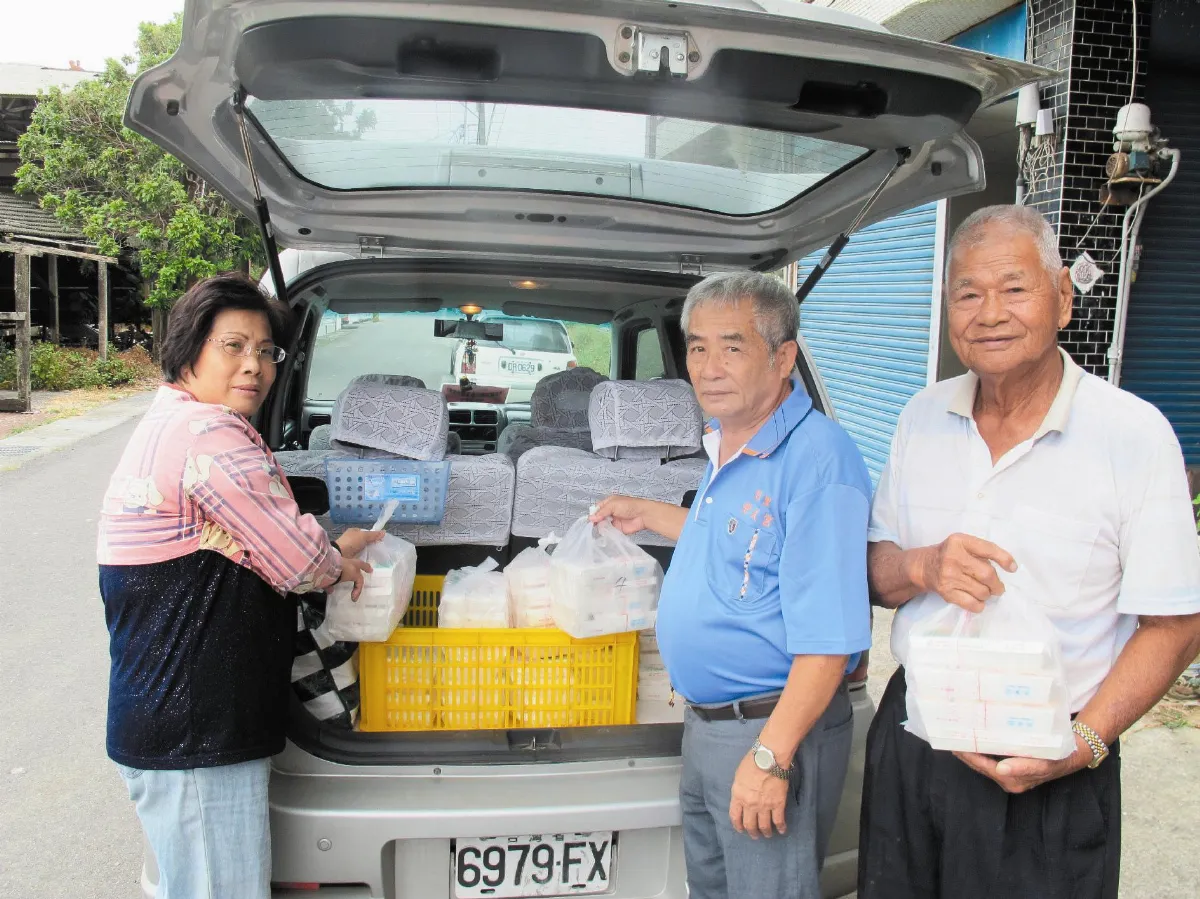 愛心便當車 信守午餐之約
