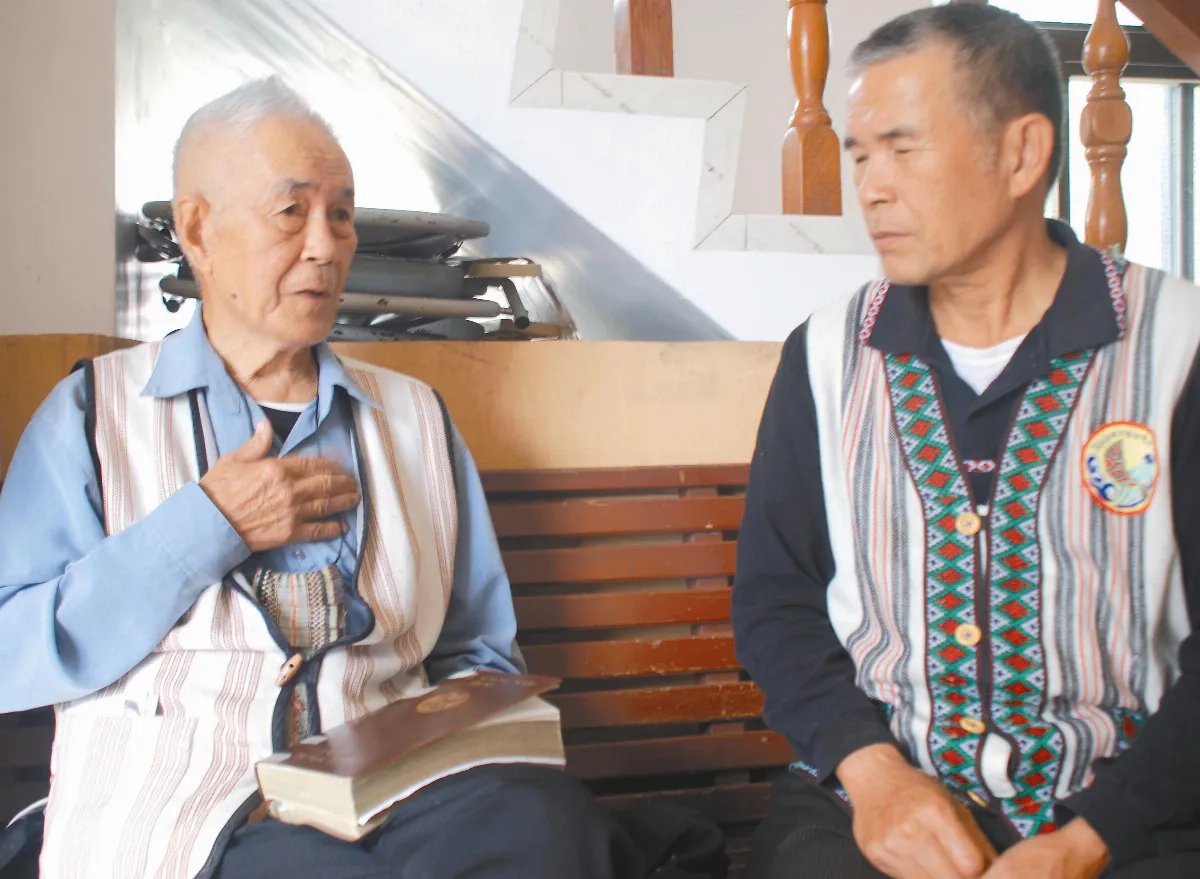 85歲牧師耗時7年翻譯賽德克語聖經