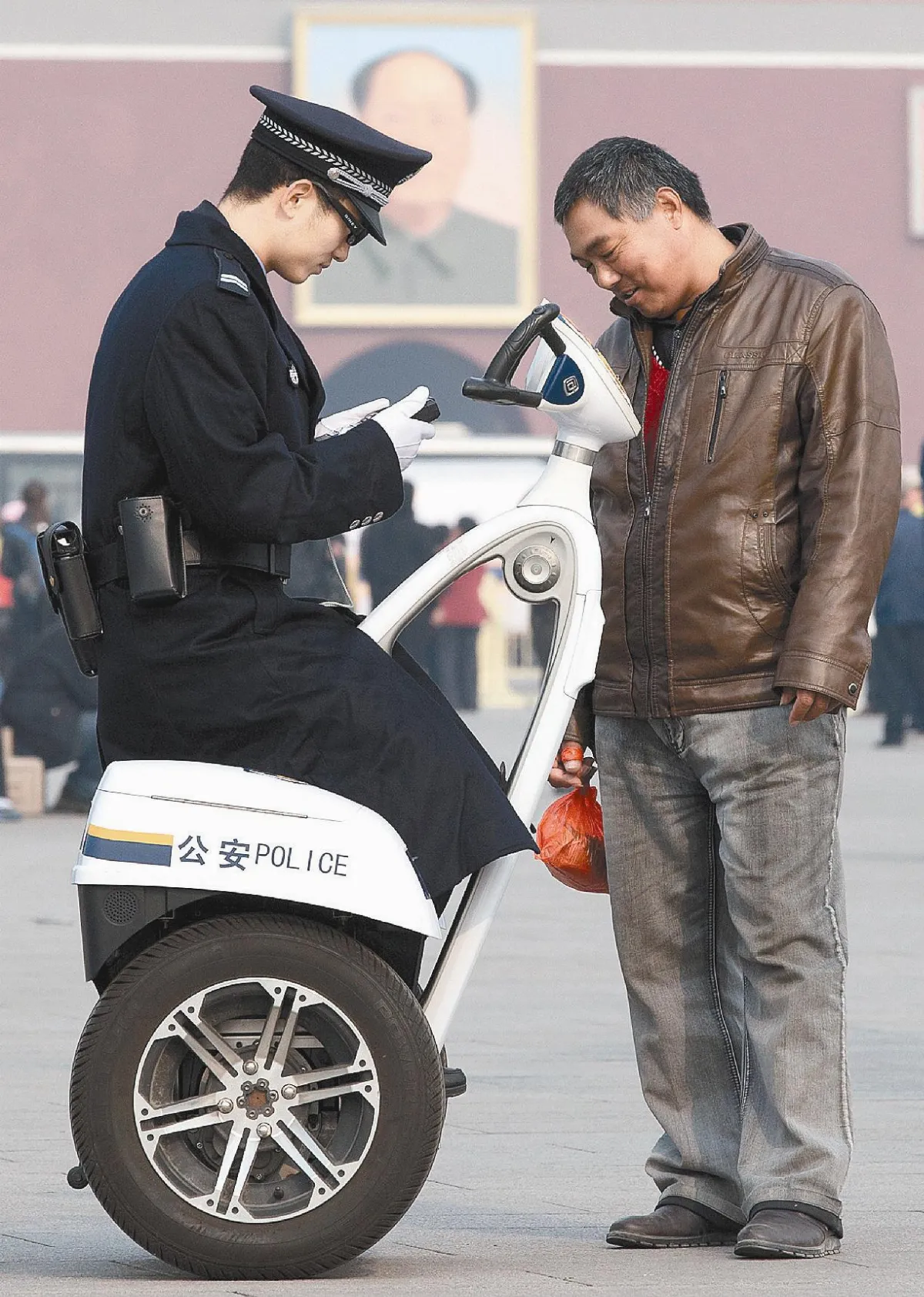 工作30小時 陸警為十八大過勞死