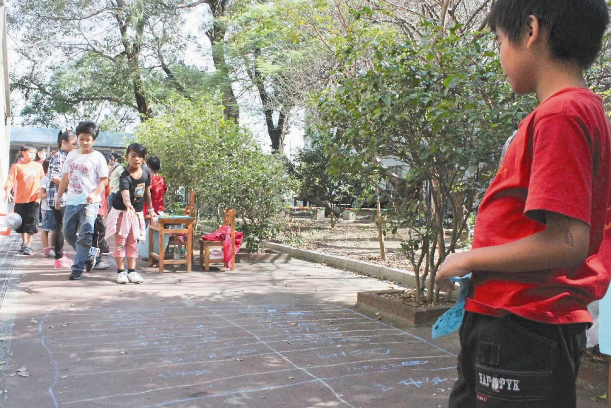 設計闖關遊戲 外社學童不怕數學