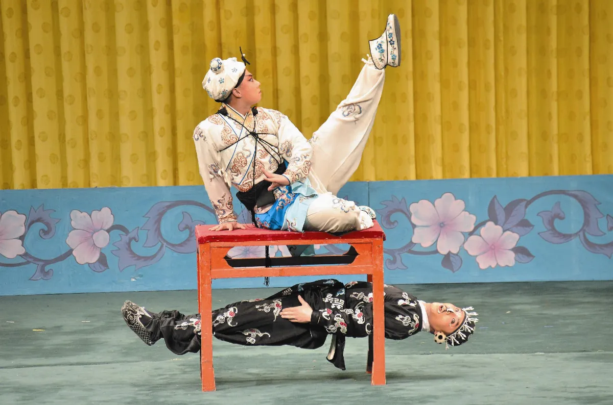 遲小秋大覺堂義演 滿堂彩