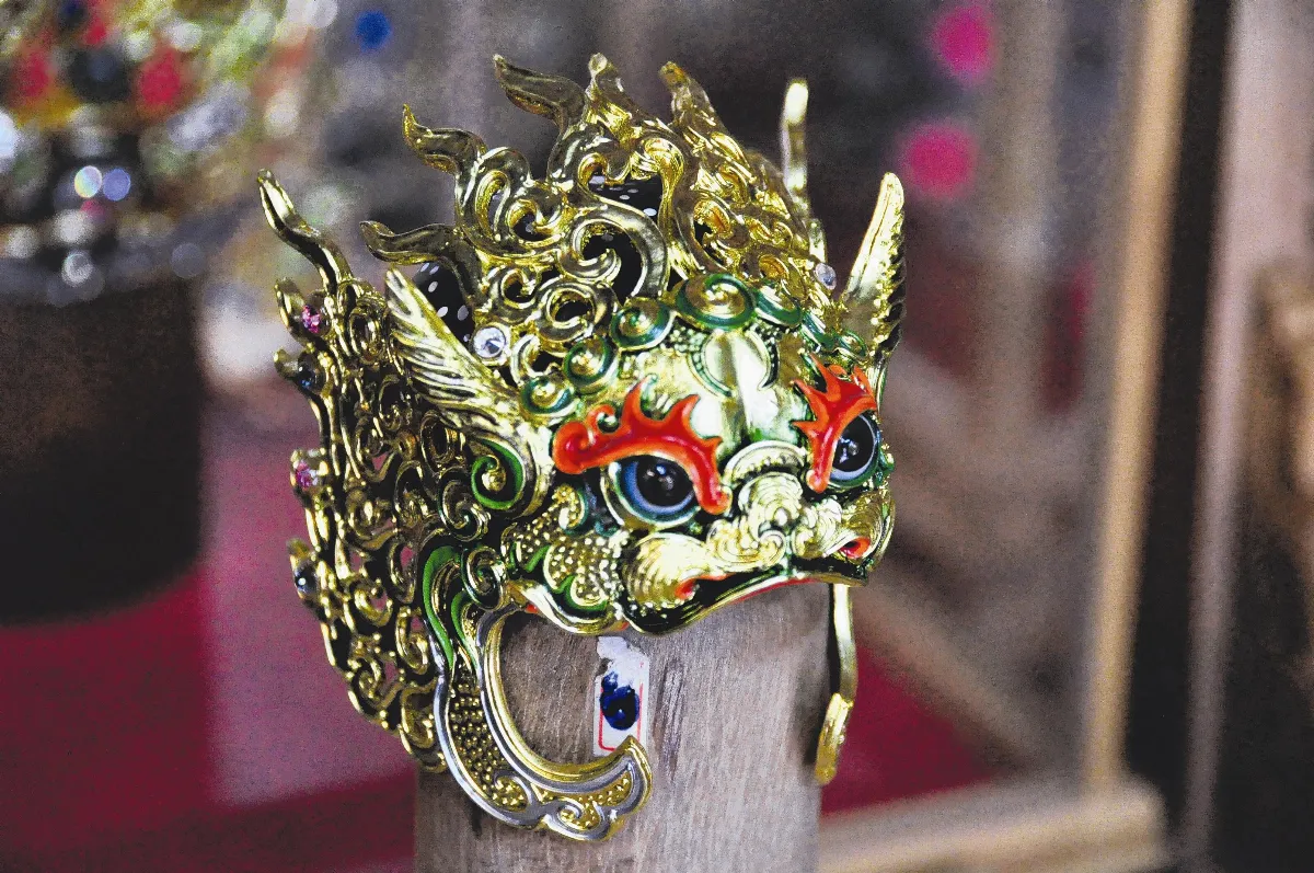 捨科技高薪 自學做神帽