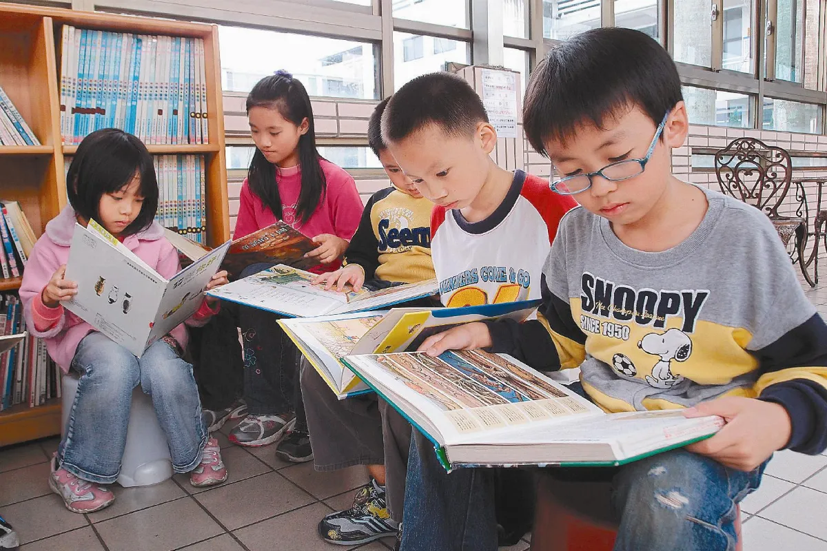 關西閱讀護照 畢業前讀書300本