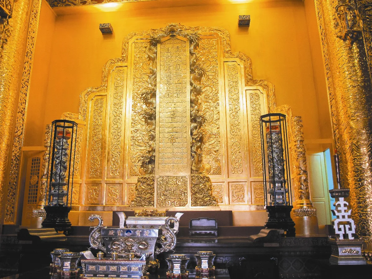 凌霄寶殿竣工 萬兩黃金旨牌亮相