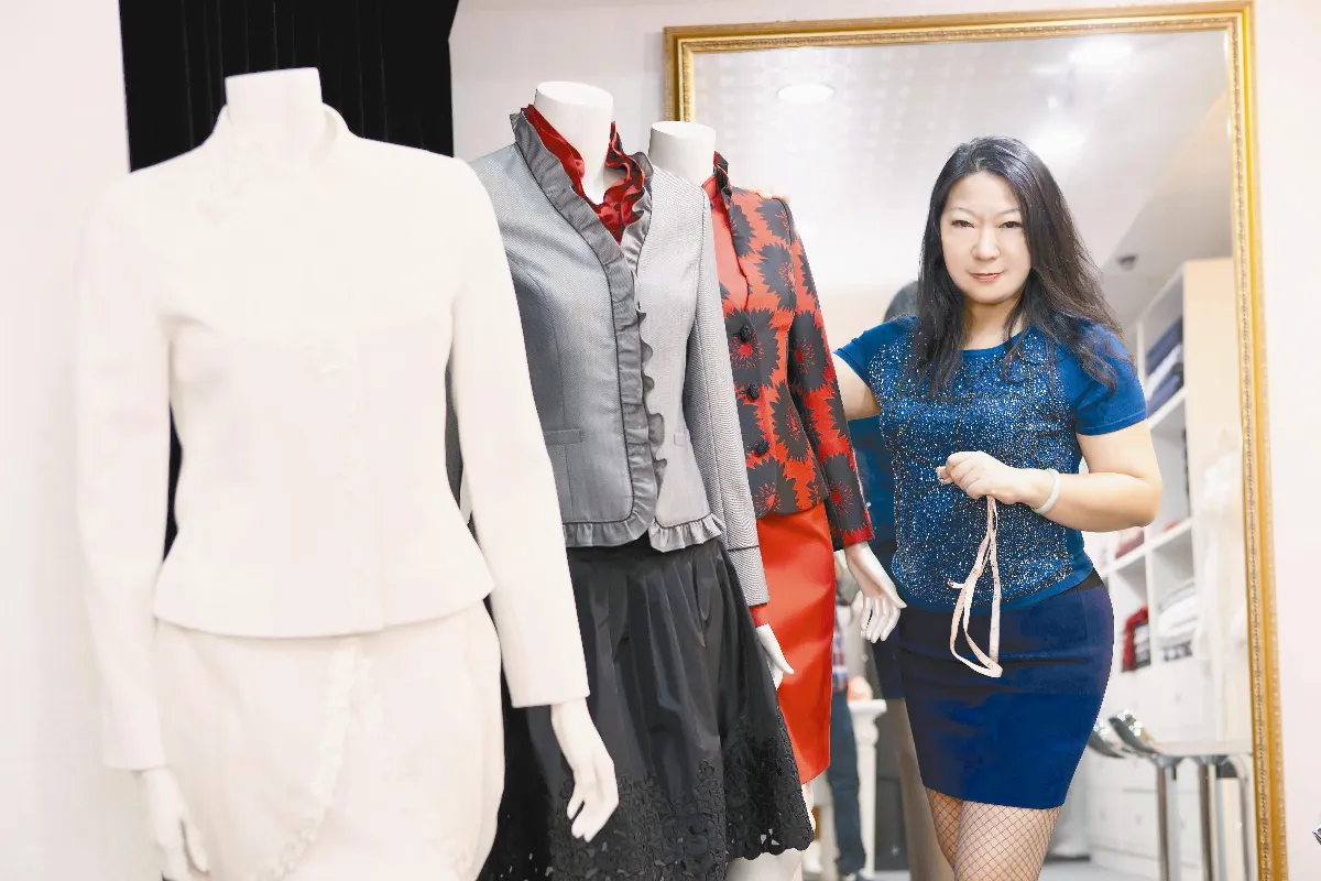 台灣制服女王廖佳琳對布料懷有超乎常人的敏銳
