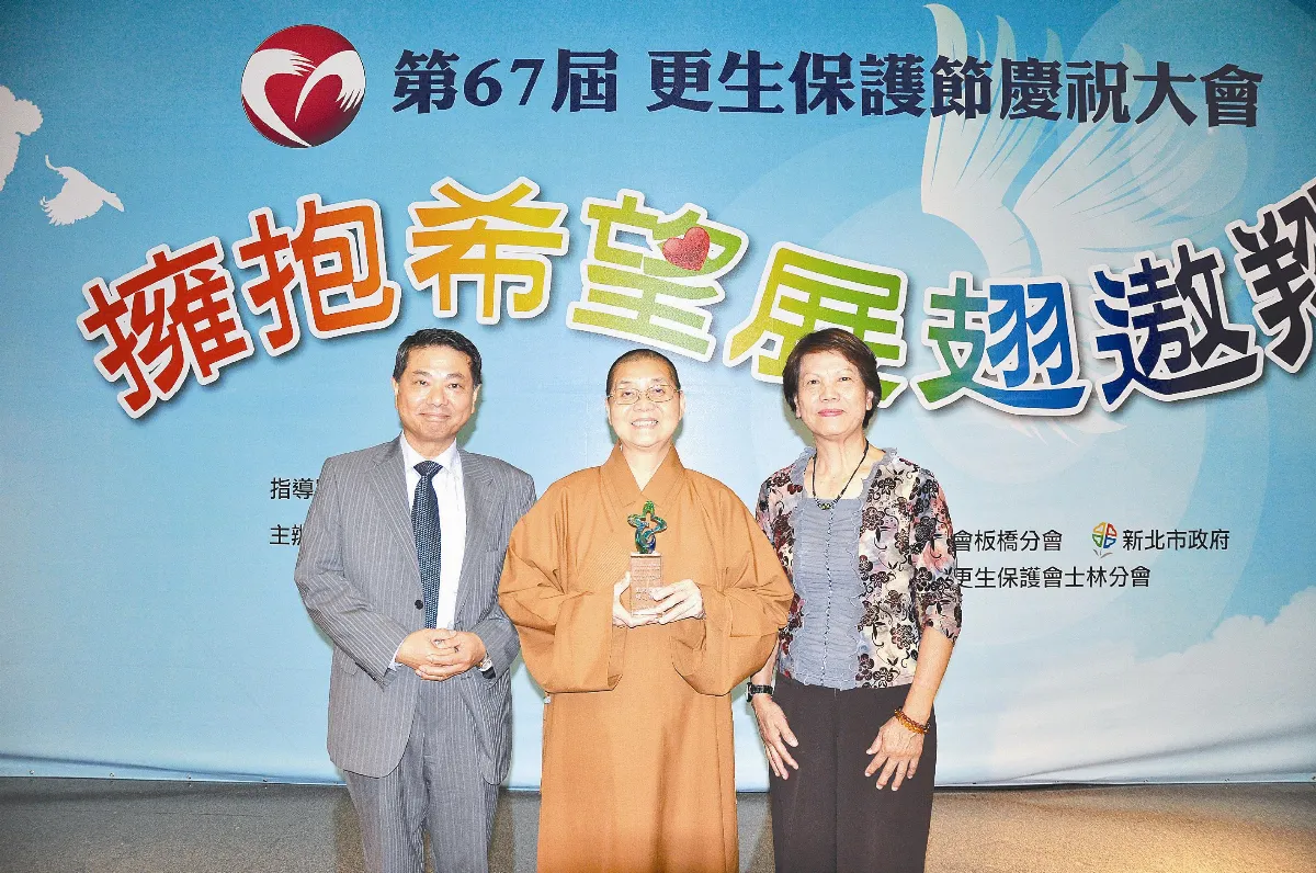 逾百監獄佈教師 讓佛光穿透鐵窗