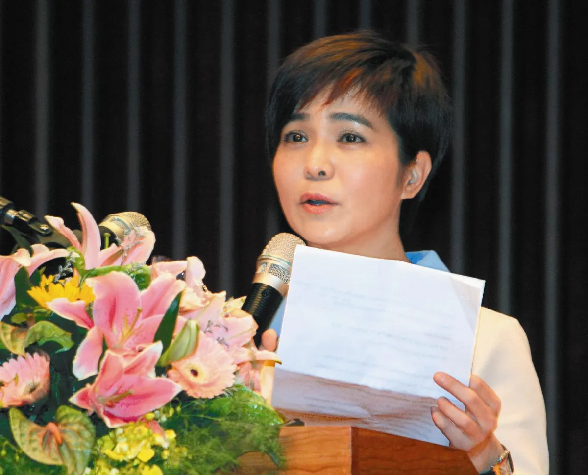 擁抱數位化  李艷秋怕iPad失靈