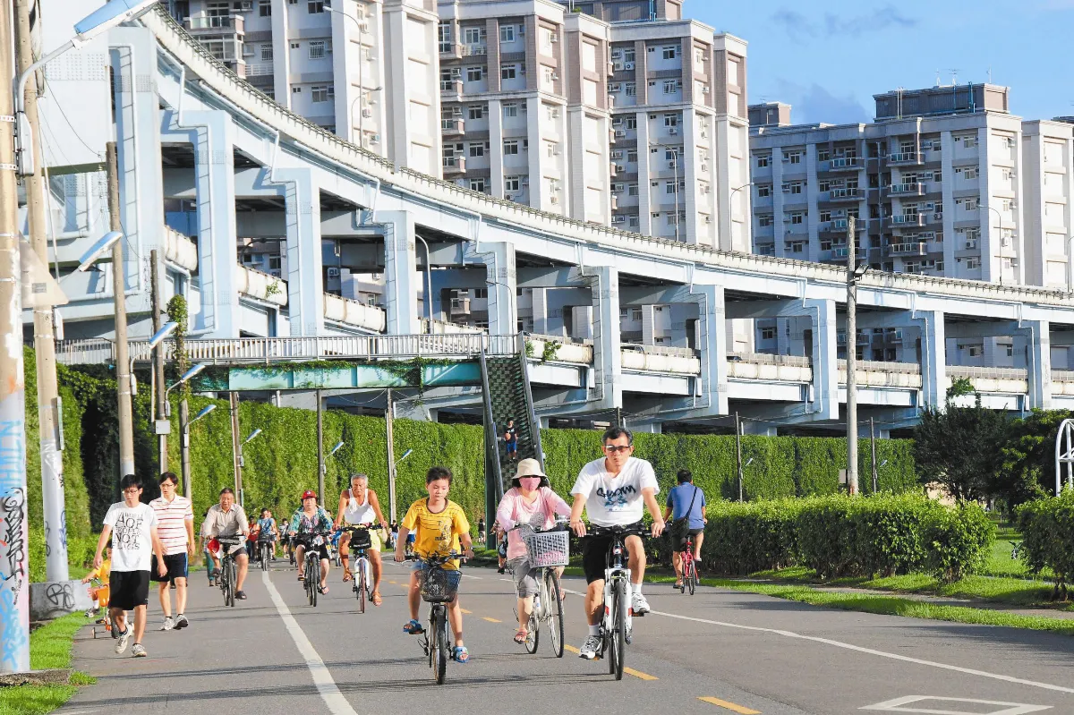 【杏福按個讚】在自行車道修行