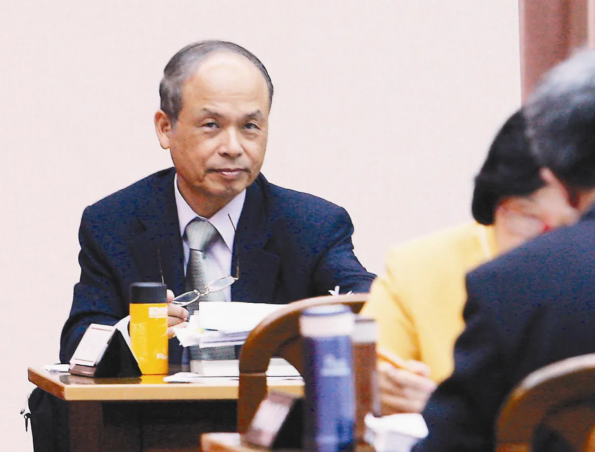 財長：跨年看日出 別放焰火