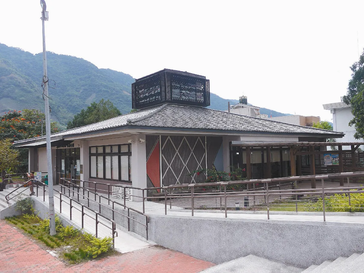 深山誠品 佛光山協建桃源圖書館