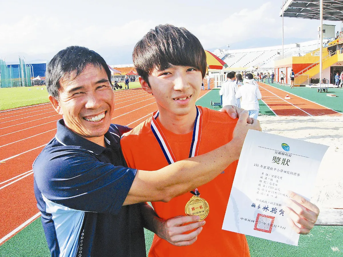 父30年田徑紀錄 兒子打破