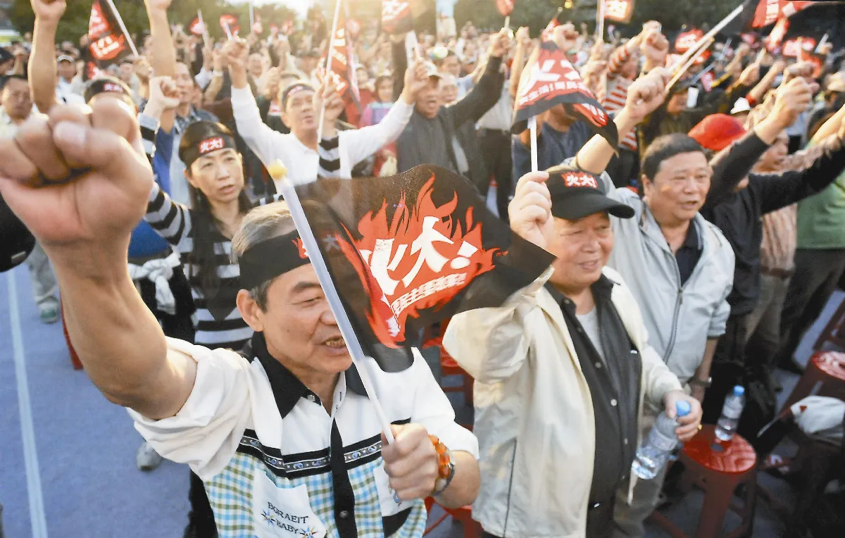 火大大會 3千民眾捧場