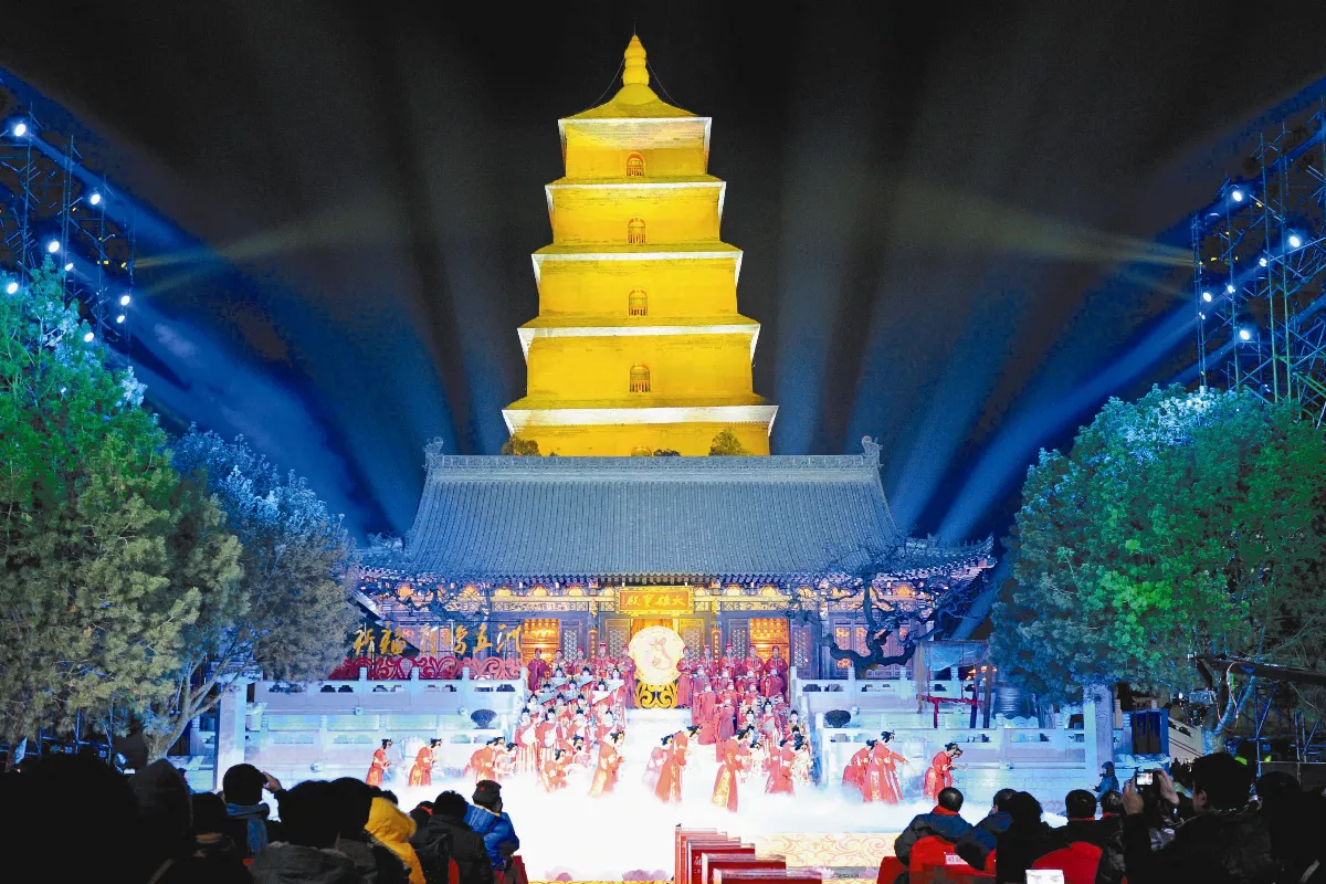 兩岸三地9寺院 叩鐘迎新年