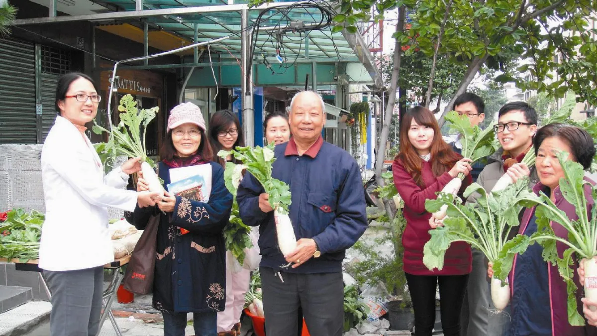 吃蘿蔔 賽過小人蔘  中醫師送好彩頭