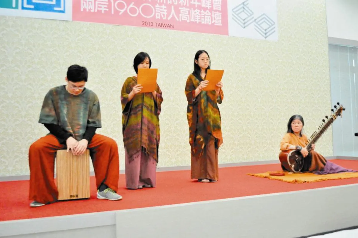 兩岸詩人佛館交流 詩興大發