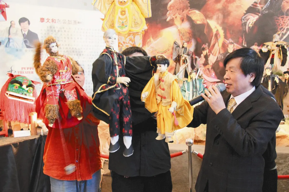 詔安客家布袋戲 雲林閃金光