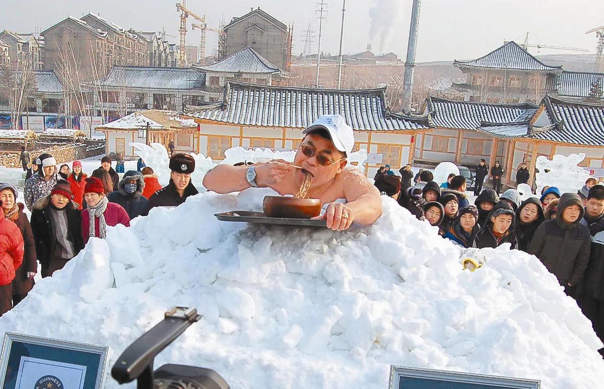 世界冰王 零下20度埋雪堆