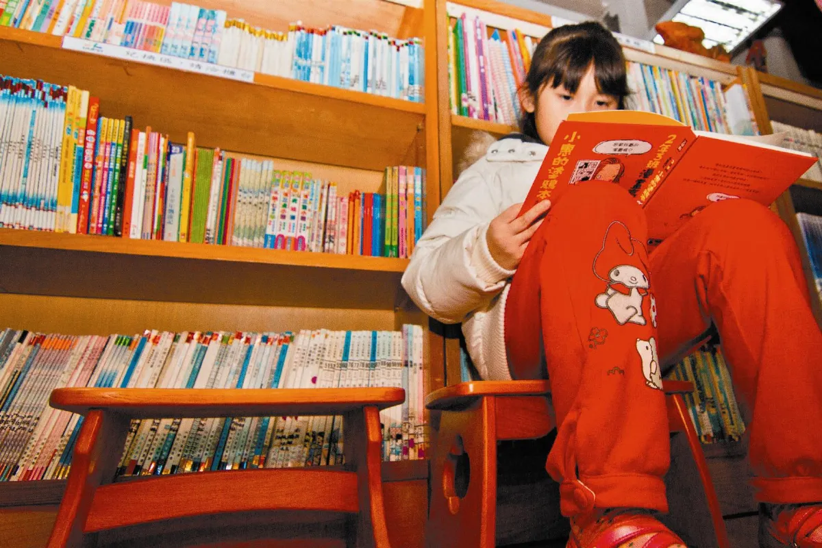15顆廢電池 延慧書庫換好書