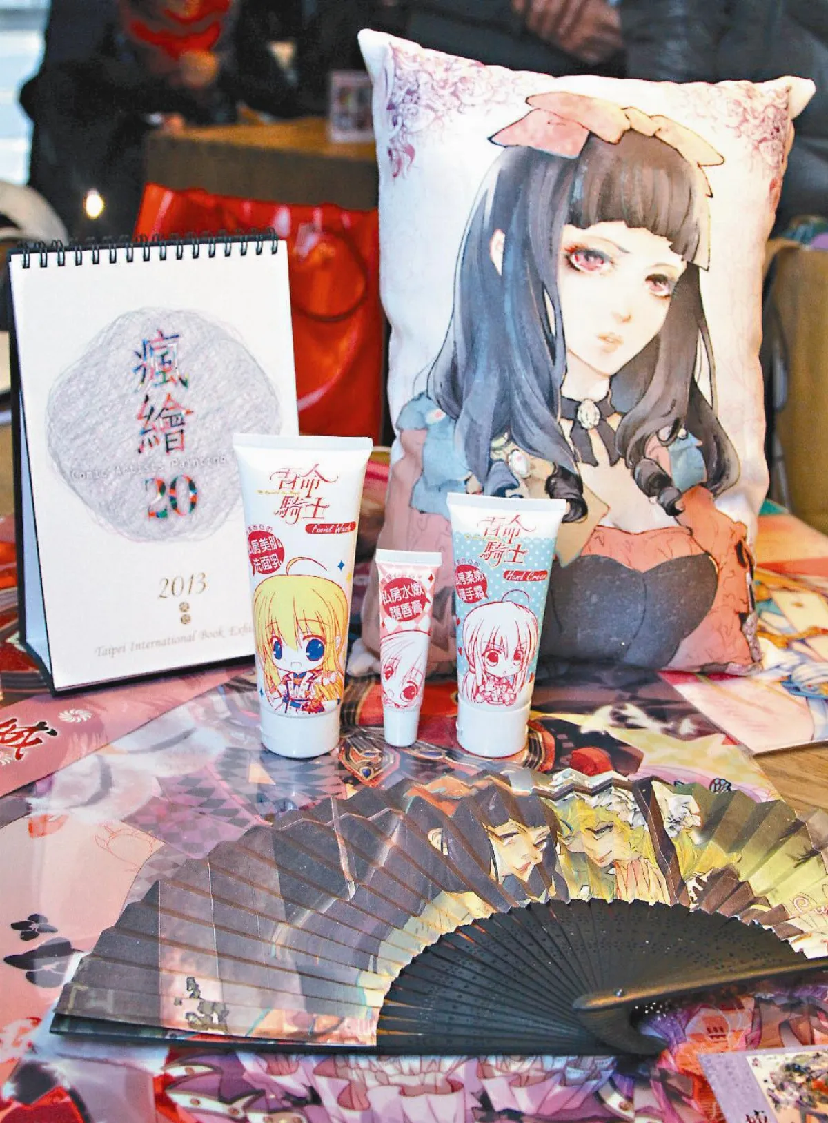 蔡志忠領軍 台北書展本土稱霸