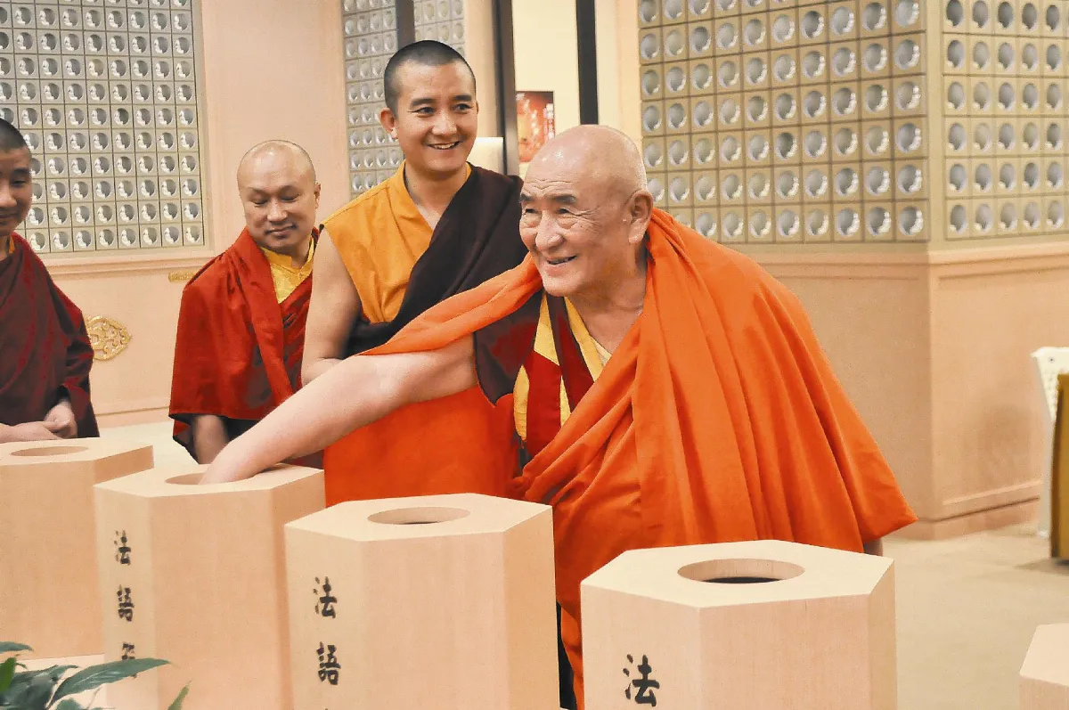 不丹法王 讚佛館如極樂淨土