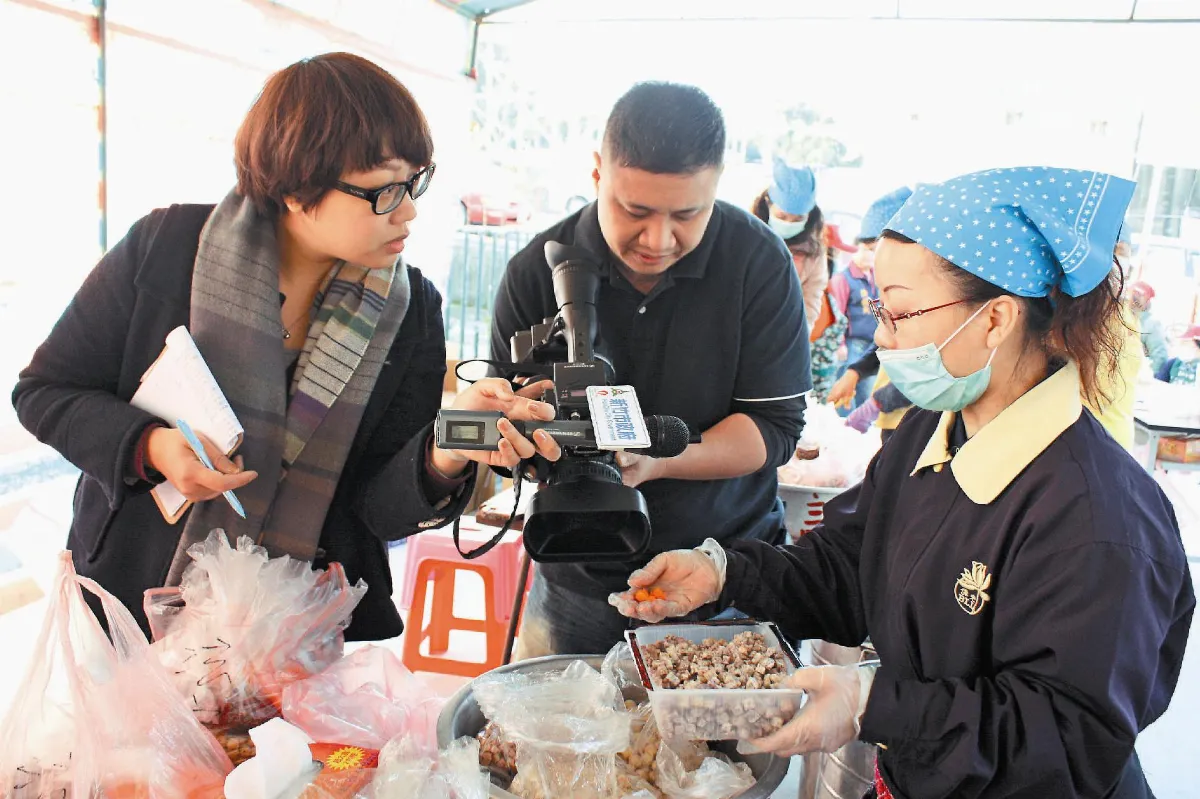 臘八．好粥到 法寶寺結合徵才、護智 媒體聚焦